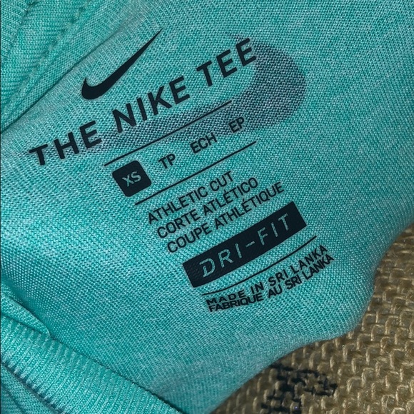 Nike xs tank - Picture 4 of 4
